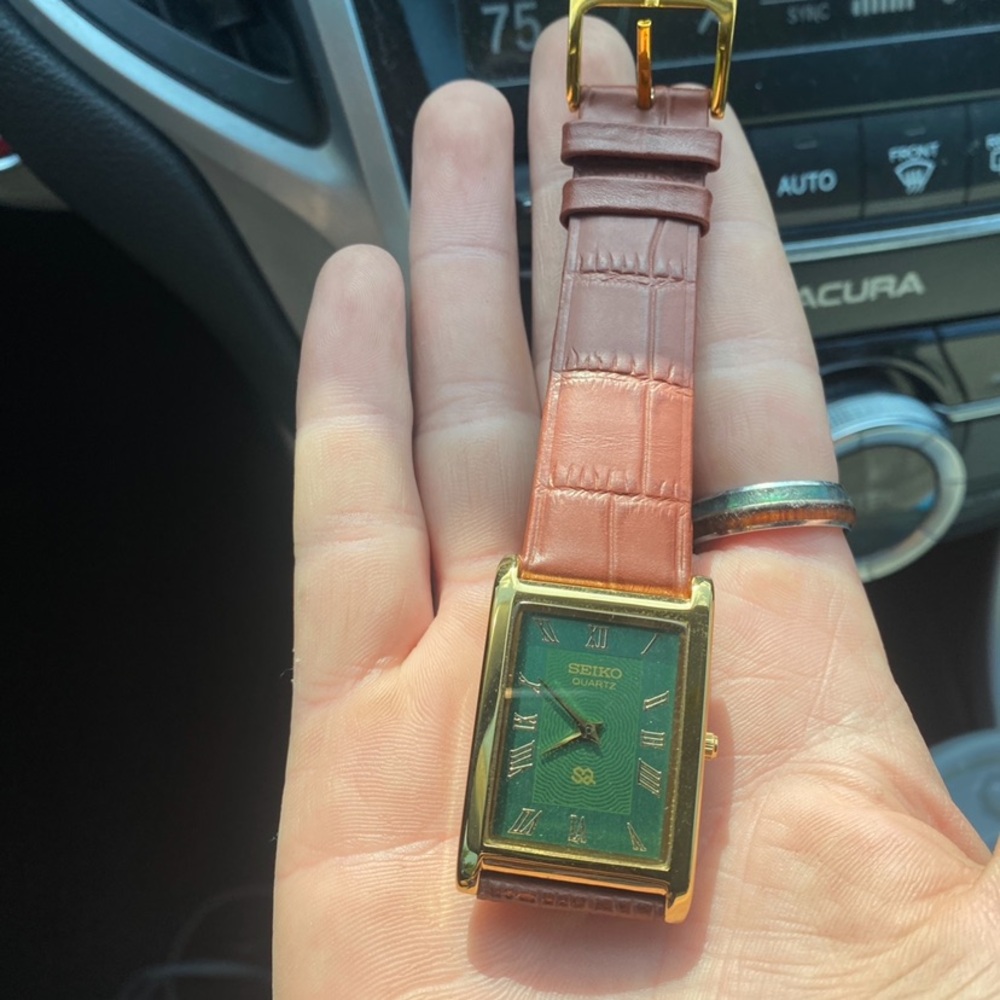 Seiko watch unisex